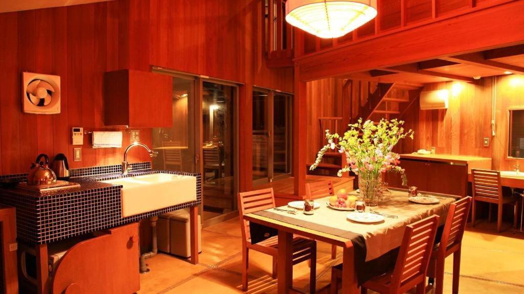 อูกาวะ ออนเซน โยชิโนะ โนะซาโตะ Hotel เคียวตังโกะ ภายนอก รูปภาพ