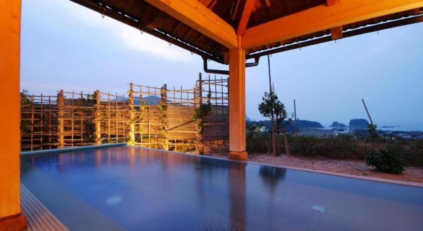 อูกาวะ ออนเซน โยชิโนะ โนะซาโตะ Hotel เคียวตังโกะ ภายนอก รูปภาพ