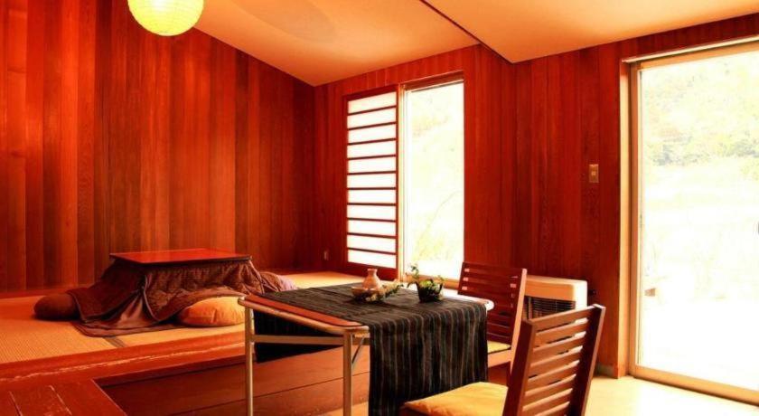 อูกาวะ ออนเซน โยชิโนะ โนะซาโตะ Hotel เคียวตังโกะ ภายนอก รูปภาพ